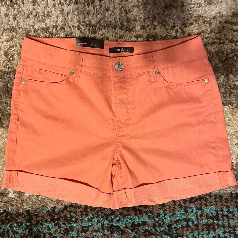 Women’s Shorts Size 10 NWT